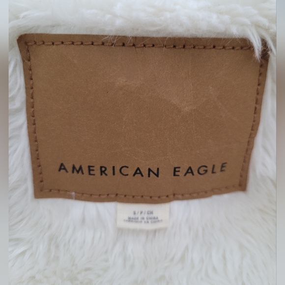 American Eagle denim jacket with faux fur lining size small - Picture 3 of 12